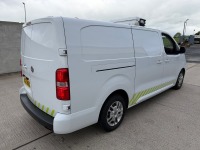VAUXHALL VIVARO 2900 SPORTIVE L2 H1 1.5D 100PS FRIDGE VAN - 20