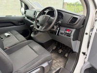 VAUXHALL VIVARO 2900 SPORTIVE L2 H1 1.5D 100PS FRIDGE VAN - 28