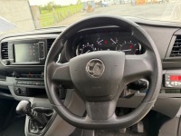 VAUXHALL VIVARO 2900 SPORTIVE L2 H1 1.5D 100PS FRIDGE VAN - 31