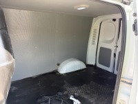 MAXUS E DELIVER 3 L1 H1 35KWH AUTOMATIC ELECTRIC VAN - 21