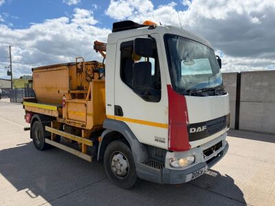 DAF LF45.140 4x2 7.5 TON TARMAC HOTBOX LORRY