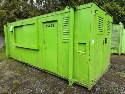 APPROX. 22ft x 9ft ANTI VANDAL WELFARE UNIT (K5402)