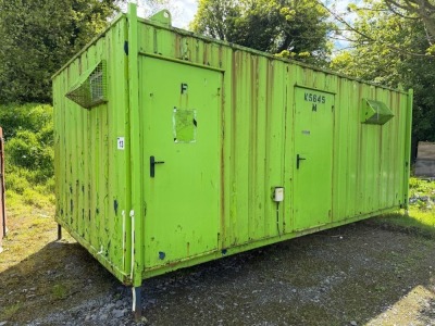 APPROX. 20ft x 10ft ANTI VANDAL COMBI TOILET BLOCK (K5645)