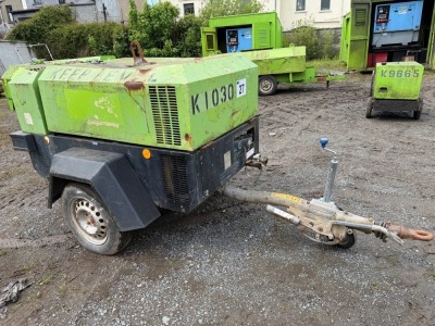 DOOSAN 741 SINGLE AXLE TWO TOOL FAST TOW ROAD COMPRESSOR - SPARES/REPAIR (K1030)