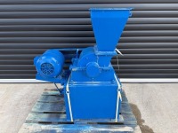 J HENSEN 3 PHASE MINI STONE CRUSHER&nbsp;