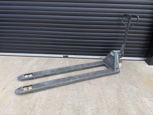 LIFTEK 2000KGS LONG REACH PALLET TRUCK