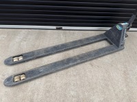 LIFTEK 2000KGS LONG REACH PALLET TRUCK - 2