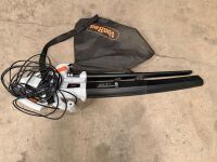 VONHAUS 240V LEAF BLOWER - 2