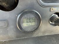 CLUBCAR 2 SEATER ELECTRIC GOLF BUGGY - 27