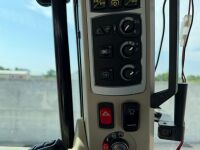 MASSEY FERGUSON 7618 DYNA VT 4 WD TRACTOR - 42