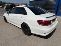 MERCEDES-BENZ E CLASS E350 AMG SPORT 3.0 BLUETEC 4DR 7G-TRONIC AUTOMATIC SALOON - 13