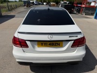 MERCEDES-BENZ E CLASS E350 AMG SPORT 3.0 BLUETEC 4DR 7G-TRONIC AUTOMATIC SALOON - 15