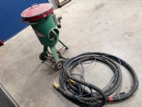 CLEMCO SANDBLASTING POT & HOSE - 9