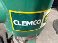 CLEMCO SANDBLASTING POT & HOSE - 13