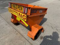 HYDROMANN MINI 80 TOWABLE SPREADER - 6