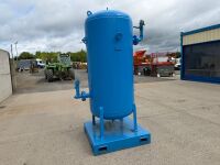 LARGE AIR VESSEL TANK MOUNTED ON METAL SKID PLATE - 11