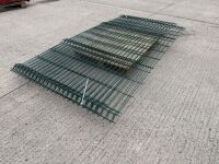 ASSORTED CUTTINGS OF MESH FENCING PANELS - 19