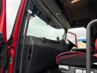 RENAULT T520 T-HIGH 6X2 26 TON AUTOMATIC LIVESTOCK LORRY & DRAG TRAILER - 7