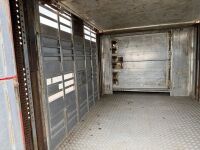 RENAULT T520 T-HIGH 6X2 26 TON AUTOMATIC LIVESTOCK LORRY & DRAG TRAILER - 33