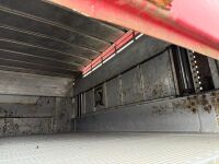 RENAULT T520 T-HIGH 6X2 26 TON AUTOMATIC LIVESTOCK LORRY & DRAG TRAILER - 35