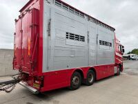 RENAULT T520 T-HIGH 6X2 26 TON AUTOMATIC LIVESTOCK LORRY & DRAG TRAILER - 55