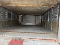 RENAULT T520 T-HIGH 6X2 26 TON AUTOMATIC LIVESTOCK LORRY & DRAG TRAILER - 81