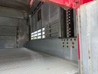 RENAULT T520 T-HIGH 6X2 26 TON AUTOMATIC LIVESTOCK LORRY & DRAG TRAILER - 85
