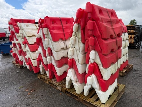APPROX. 50No. 20lt PLASTIC JERSEY KERBS