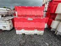 APPROX. 28No. PLASTIC JERSEY KERBS - 2