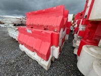 APPROX. 28No. PLASTIC JERSEY KERBS - 3