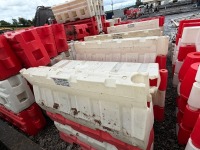 APPROX. 28No. PLASTIC JERSEY KERBS - 5