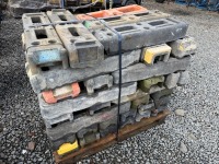 APPROX. 40No. TEMPORARY FENCING PANEL FEET