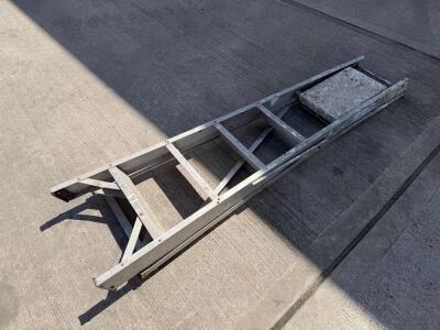 5 THREAD ALUMINIUM STEP LADDER