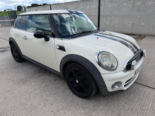 MINI COOPER 1.6 D 3DR HATCHBACK