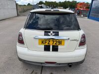 MINI COOPER 1.6 D 3DR HATCHBACK - 9