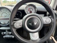MINI COOPER 1.6 D 3DR HATCHBACK - 22