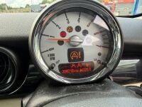 MINI COOPER 1.6 D 3DR HATCHBACK - 24