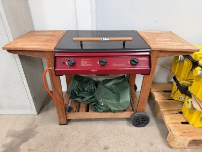 BARCELONA GAS BARBEQUE & COVER