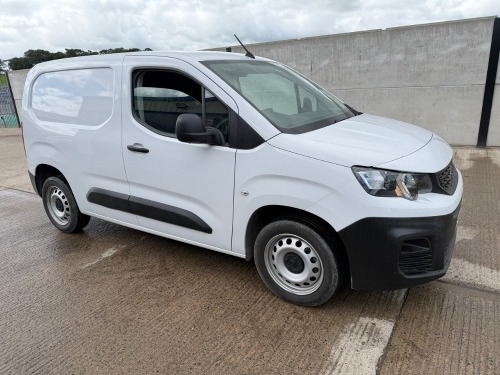 PEUGEOT PARTNER 1000 PROFESSIONAL STANDARD 1.5 BLUE HDI 100