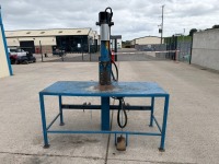 HYDRAULIC DRIVEN LOG SPLITTER & WORK BENCH - 3