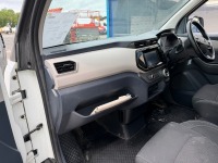 MAXUS E DELIVER 3 35KWH H1 AUTOMATIC ELECTRIC VAN - 10