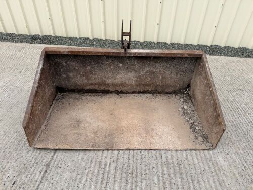 APPROX. 5FT LINK BOX TO SUIT TRACTOR