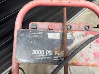 3000PIS PETROL MOBILE POWER WASHER - 5