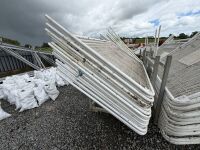 GALVANISED METAL STILLAGE & APPROX. 18No. MESH METAL TEMPORARY FENCING PANELS