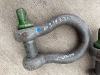 2No. LARGE SHACKLES - 4
