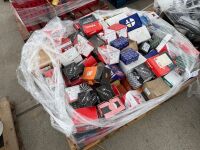 PALLET TO INC. ASSORTED NAILS & SCREWS - 2