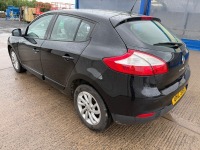 RENAULT MEGANE DYNAMIQUE TOM TOM 1.5 DCI 110 - 12