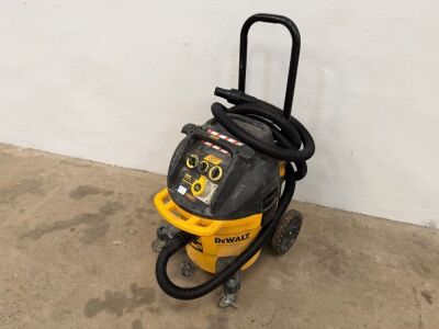 DEWALT DWV902M 110V INDUSTRIAL DUST EXTRACTOR HOOVER
