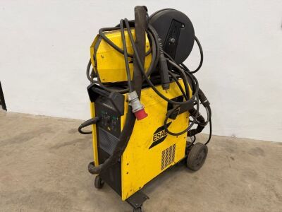 ESAB FABRICATOR EM401i 3 PHASE MOBILE WELDER