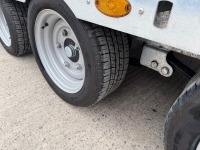 UNUSED DALE KANE 16FT X 6FT6" TRI AXLE 3500KGS BEAVERTAIL PLANT TRAILER - 16